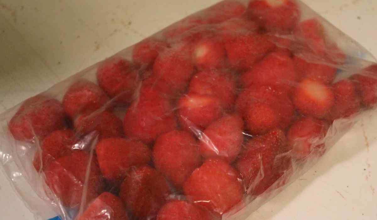    Секрет заморозки ягод без ледяных кристаллов раскрыт