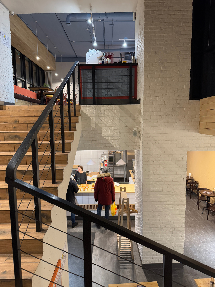 Про первый этаж расскажу отдельно