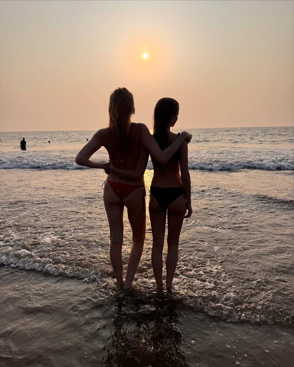    Светлана Бондарчук показала фигуру в купальникеСоцсети Светланы Бондарчук