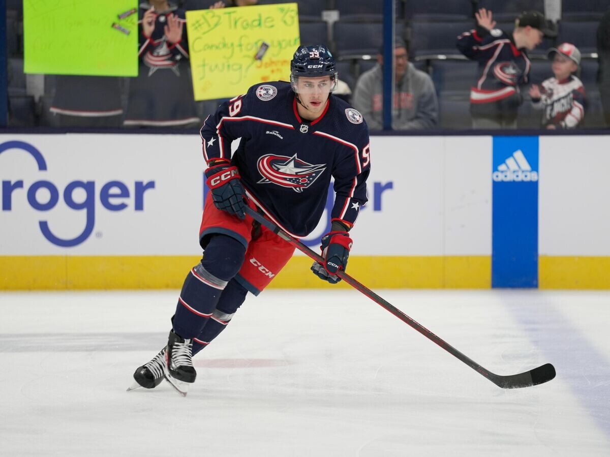    Хоккеист "Коламбус Блю Джекетс" Егор Чинахов | © Фото : twitter.com/bluejacketsnhl