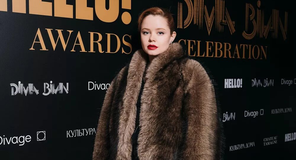 Молодые и дерзкие: Уколова, Ершова, Стречина и другие стильные девушки на HELLO! GALA AWARDS х DIMA BILAN CELEBRATION