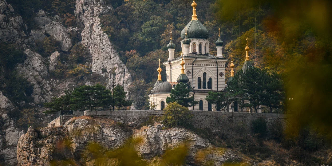 Воскресшая из руин: драматическая история Церкви Воскресения Христова над Форосом