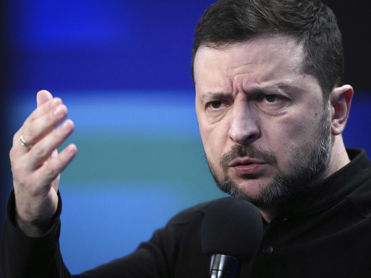    Владимир Зеленский во время пресс-конференции в Киеве | © AP Photo / Evgeniy Maloletka