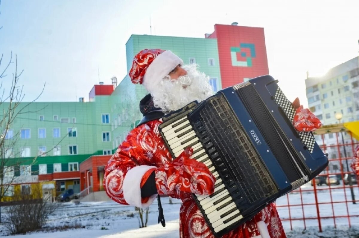    Новосибирцы активно ищут костюмы Деда Мороза и Снегурочки к Новому году