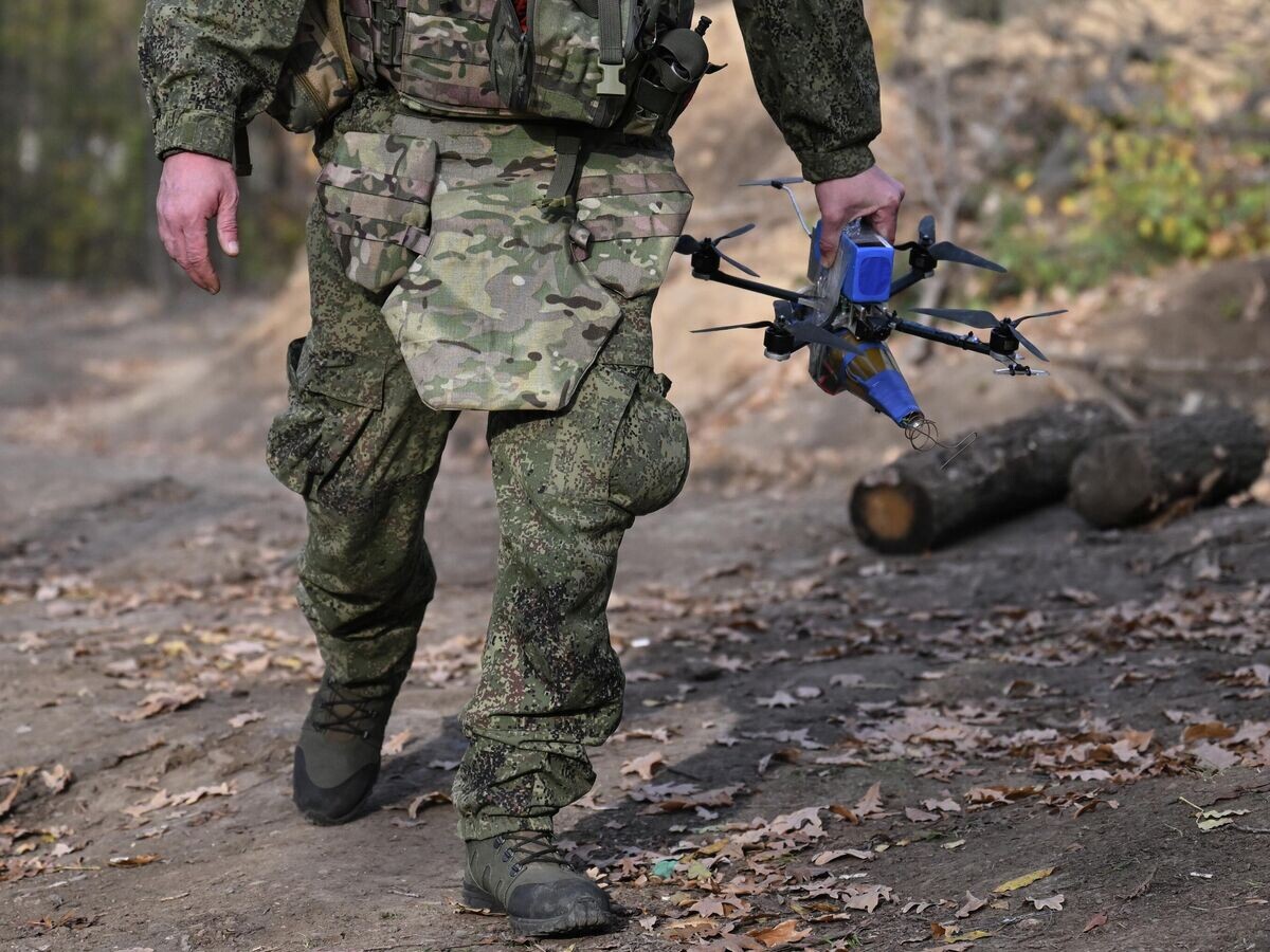    Боевая работа расчета БПЛА в зоне СВО | © РИА Новости / Станислав Красильников