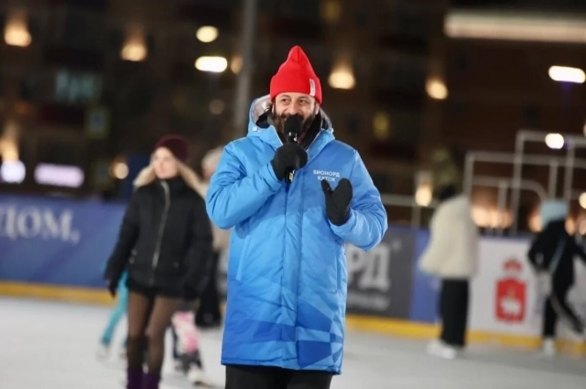    Илья Авербух в Перми открыл новый каток на эспланаде и 8,5-метровую горку