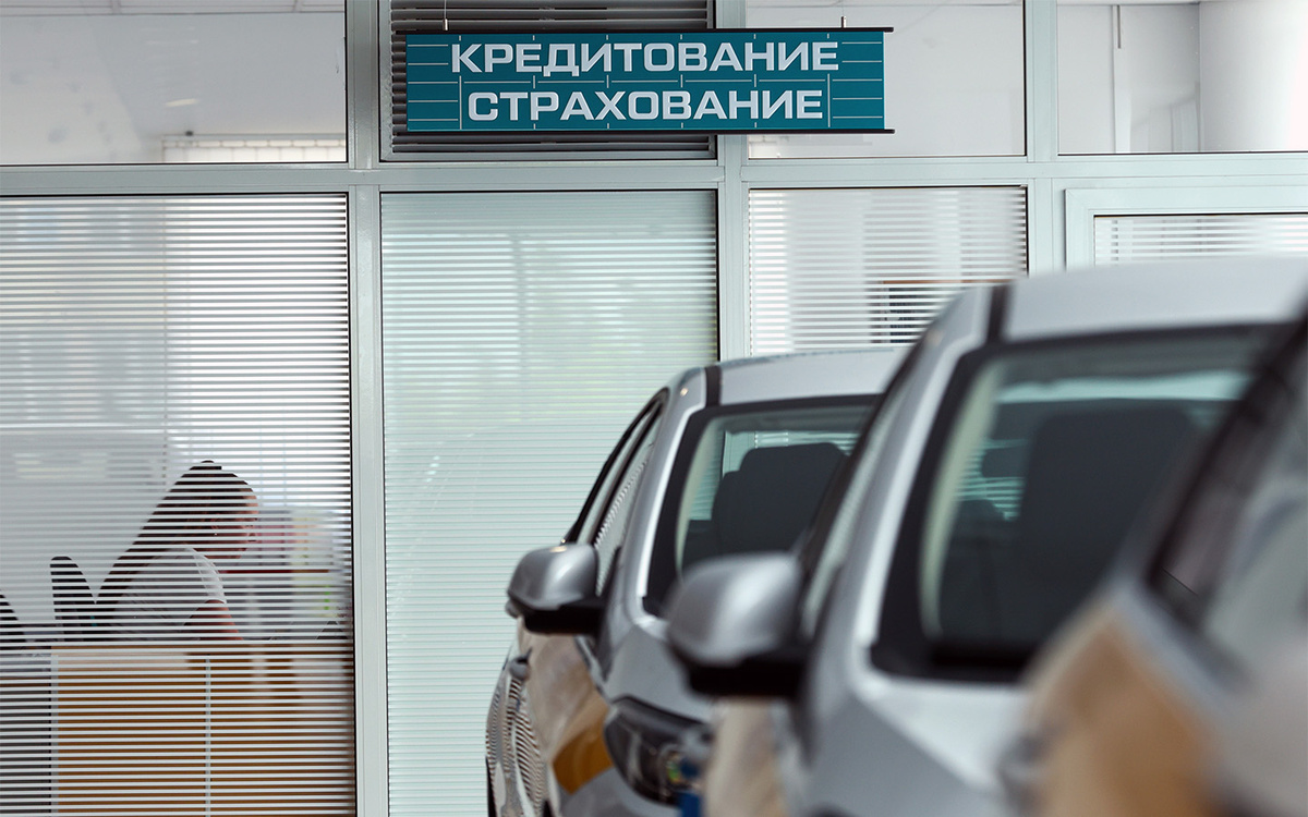 Petrov Sergey / news.ru / Global Look Press📷Программа «Первый автомобиль» позволяет взять автокредит и получить скидку за счет бюджета