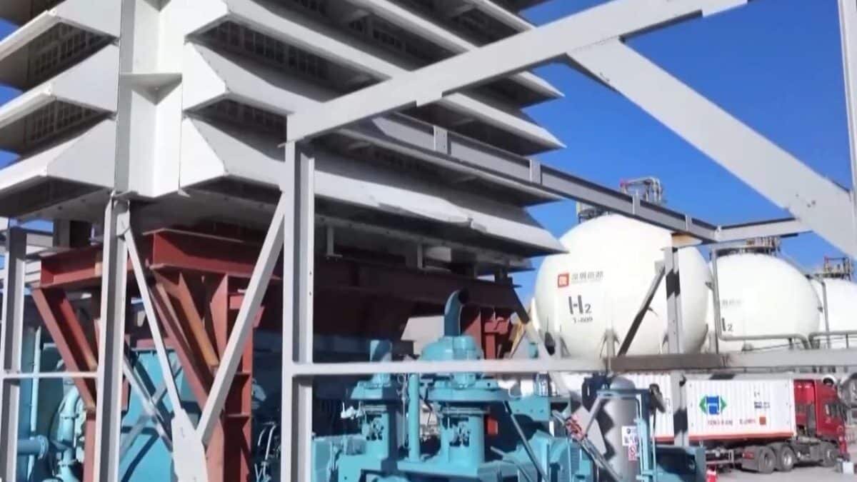    В Китае запустили промышленную газовую турбину на чистом водороде / © CMG