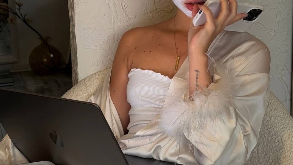 Стоит ли покупать дорогой крем для лица