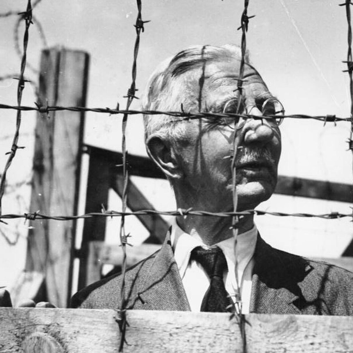 Ялмар Шахт в лагере для интернированных, 1945 год © CC BY-SA 3.0 / German Federal Archives