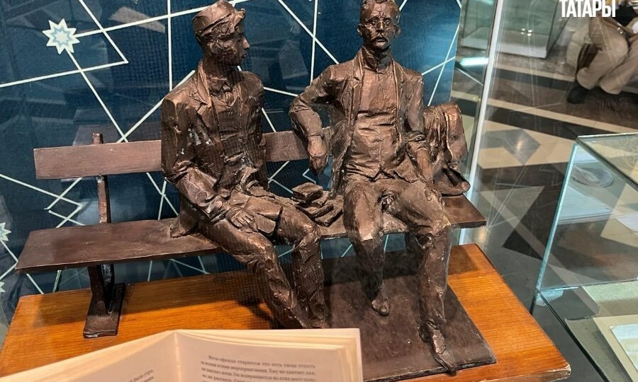 Муса Бигиев: «Милостивая государыня Асма-ханум! Направляю Вам это письмо с целью узнать Ваше мнение относительно выхода за меня замуж»