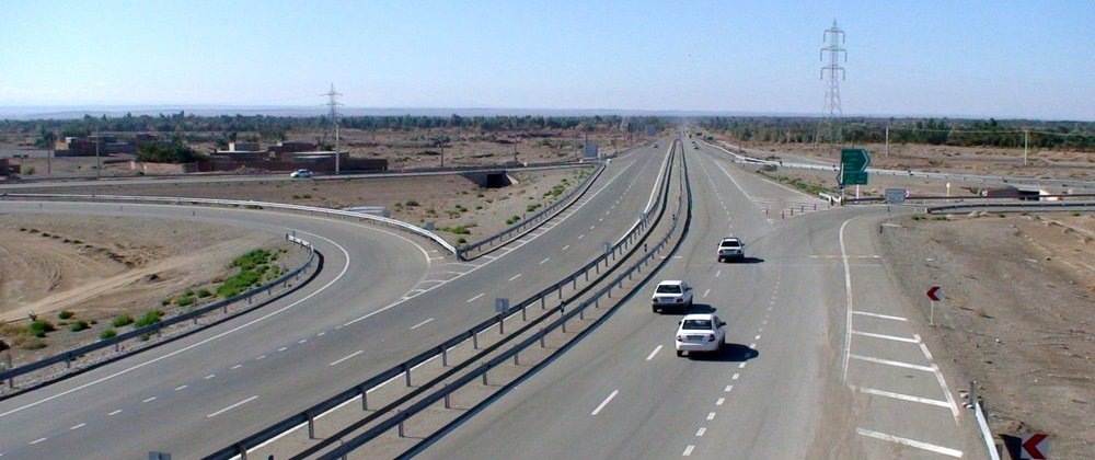 В КУРСКОЙ ОБЛАСТИ С 2026 ГОДА ИНОСТРАННЫМ ГРАЖДАНАМ ОГРАНИЧАТ ДОСТУП К РЯДУ ПРОФЕССИЙ, ВКЛЮЧАЯ СФЕРУ ГРУЗОВЫХ ПЕРЕВОЗОК