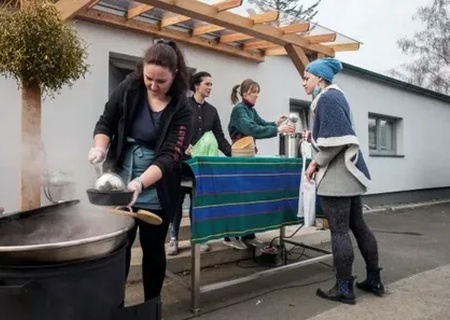    Чехия намерена пустить «под нож» выплаты для украинских беженцев