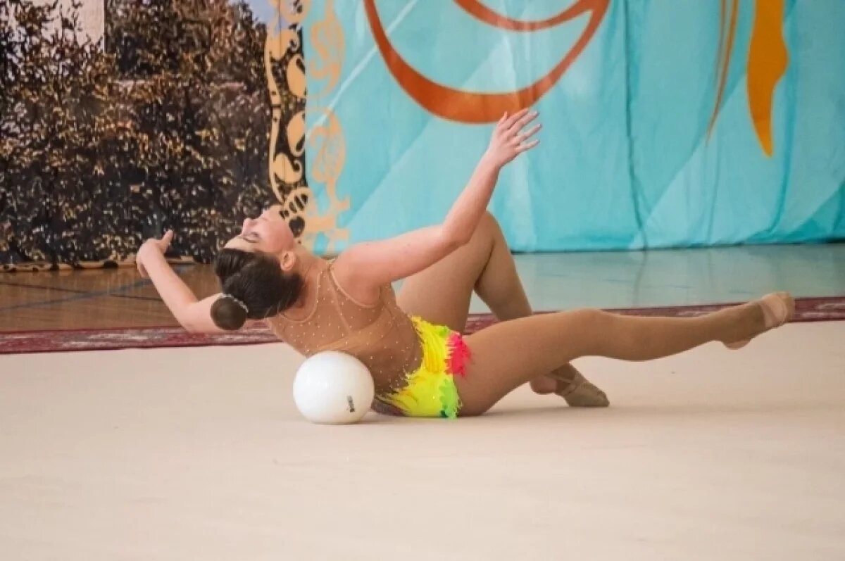    Надымские гимнастки завоевали четыре медали на турнирах в Москве