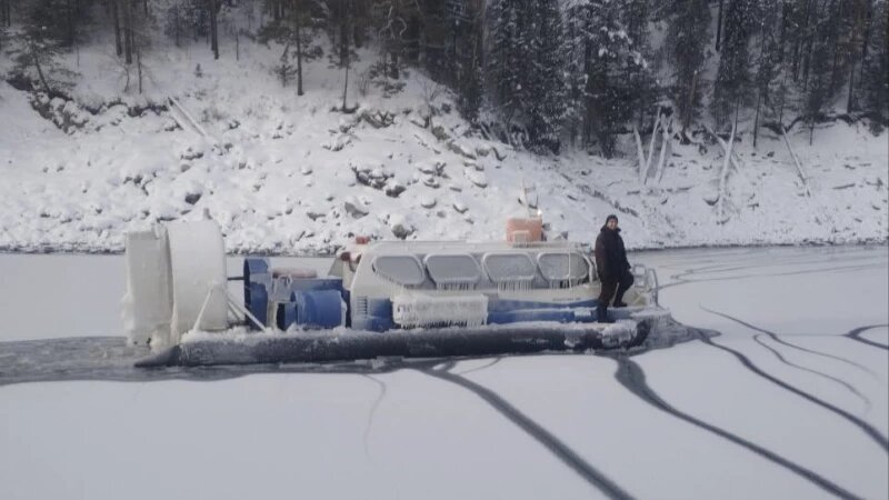     Сибиряк провел почти двое суток в замерзшей аэролодке. ВК группа «Спасатель»
