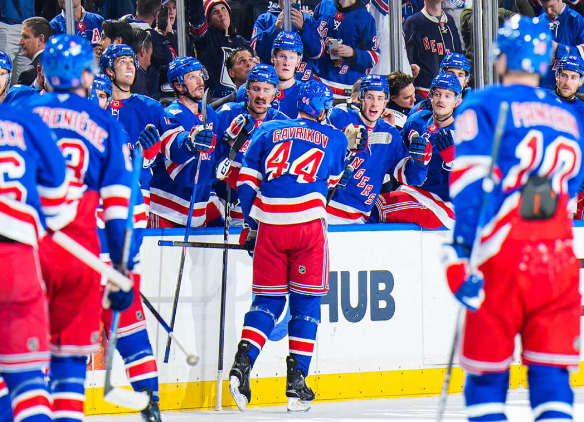     The Hockey News о неожиданном вкладе Гаврикова: защитник «Рейнджерс» приятно удивляет в атаке