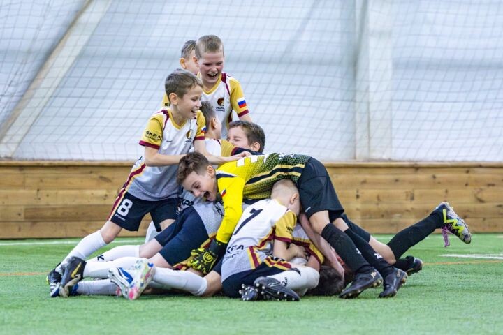    Фото:Футбольный клуб "Искра"