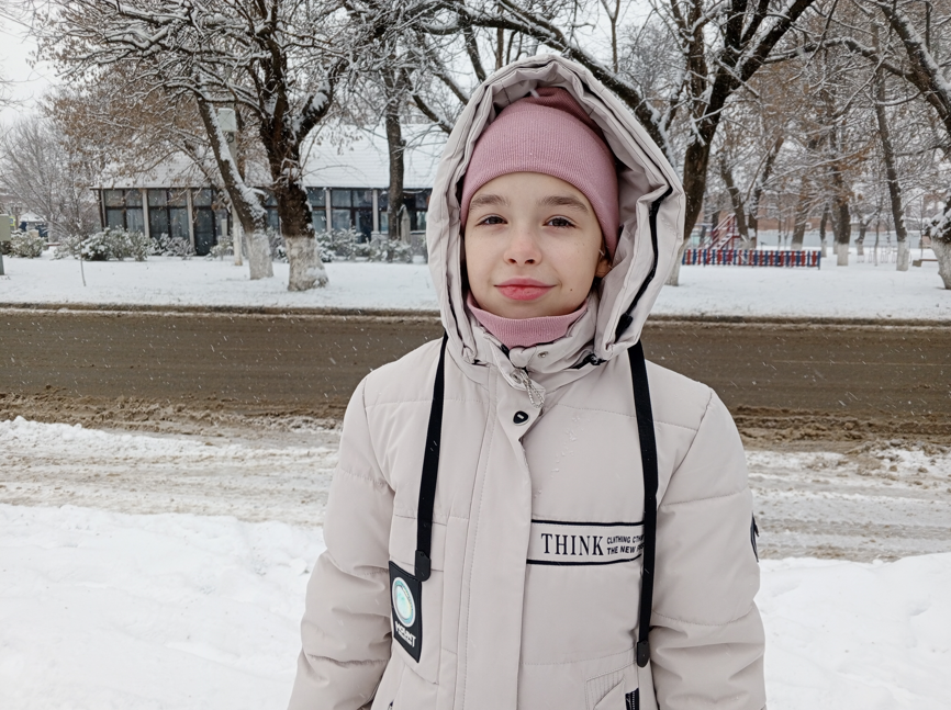 Нас завалило снегом