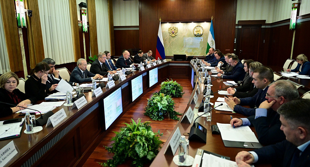 Глава Башкирии провёл заключительное в 2025 году заседание «Инвестчаса»