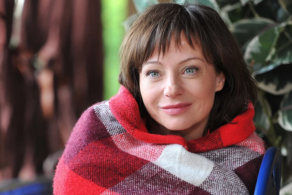 Актриса Евгения Добровольская