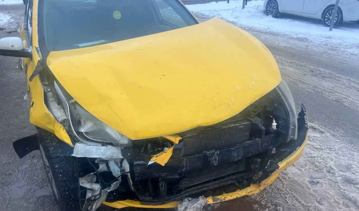     На месте аварии. Автор: Виктор Субботин. Фото: МВД.