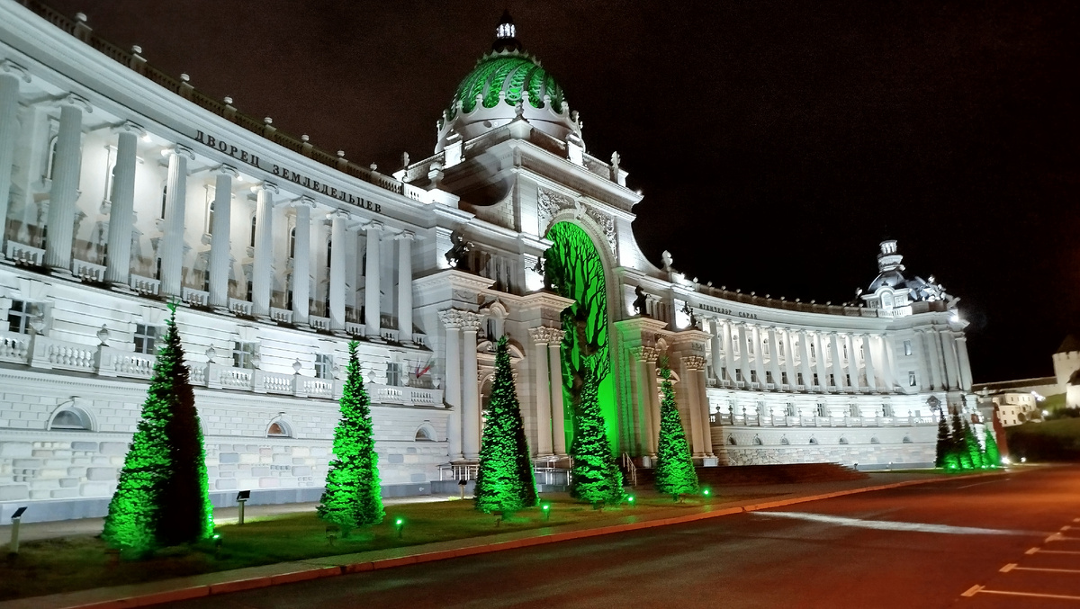 Дворец земледелия - одно из самых узнаваемых зданий Казани