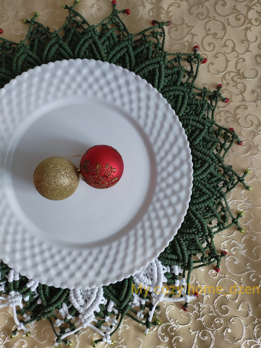 Венок для праздничного стола "Зимний лес".