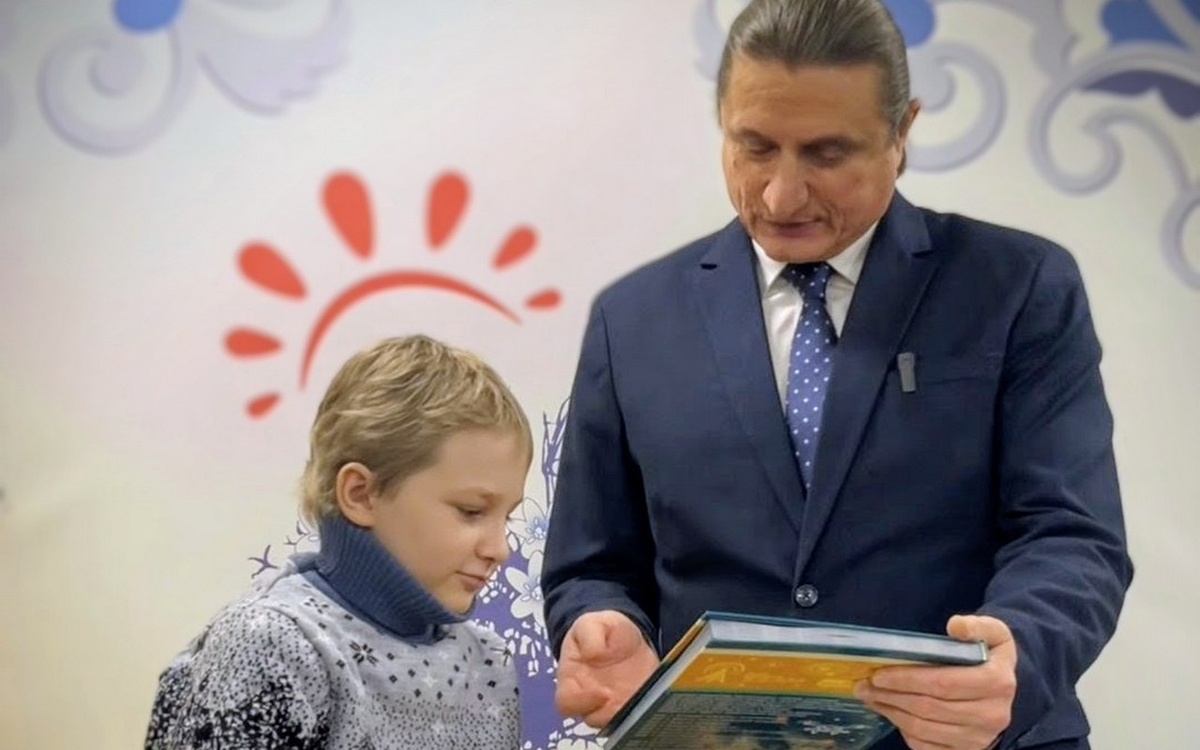    Депутат Госдумы Сергей Чижов исполнил новогодние желания маленьких воронежцев Фото и видео – пресс-служба Сергея Чижова