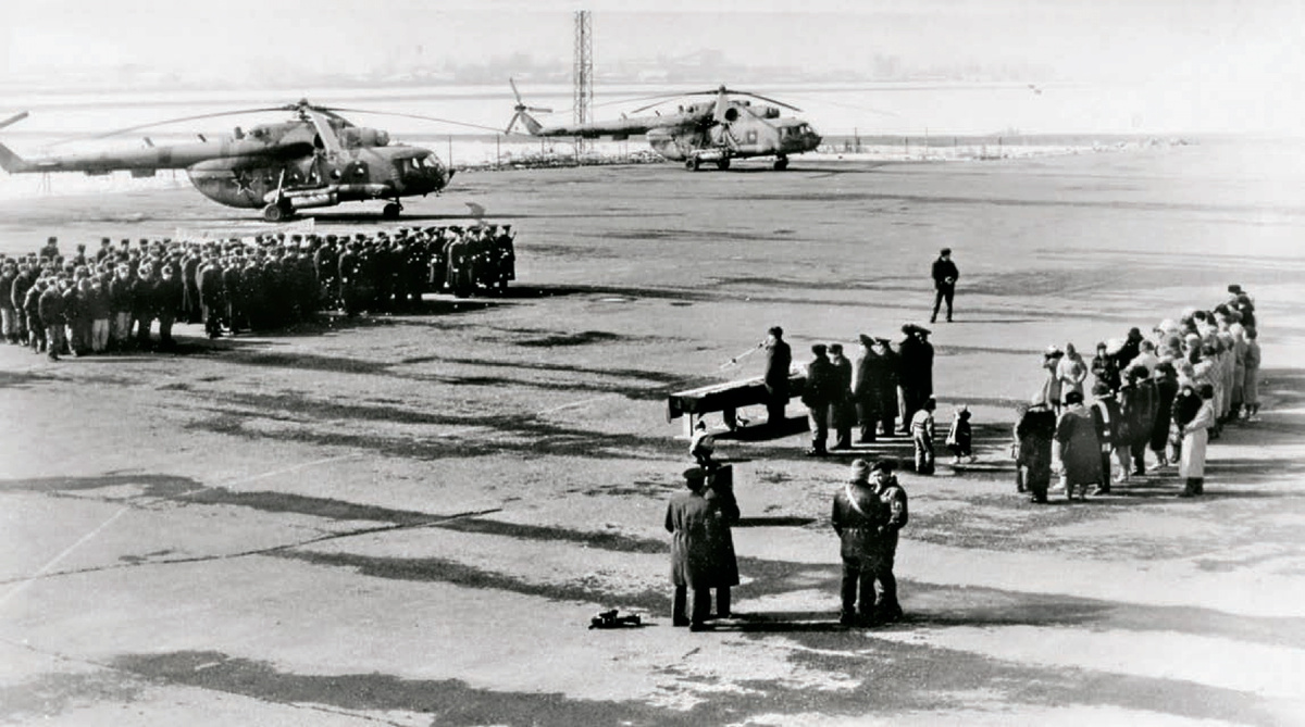 Военный аэродром пограничной авиации в г. Дущанбе.