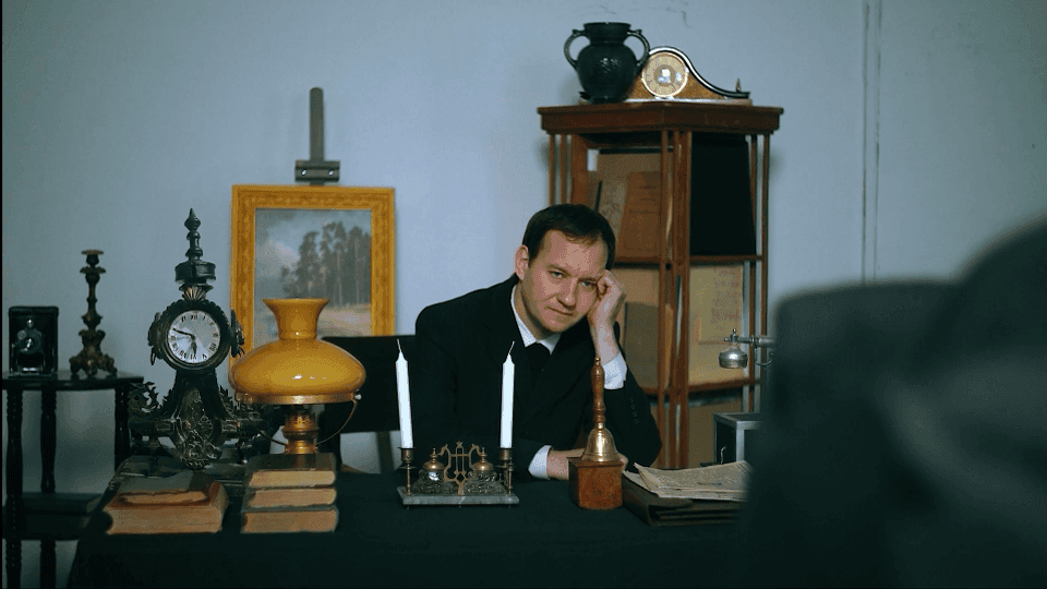 Кадр из фильма «Начало века»