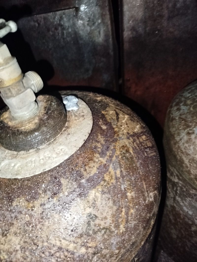    Пожарные спасли поселок Карелии от взрыва газовых баллонов«ГКУ РК ОПС по Муезерскому муниципальному округу» / VK