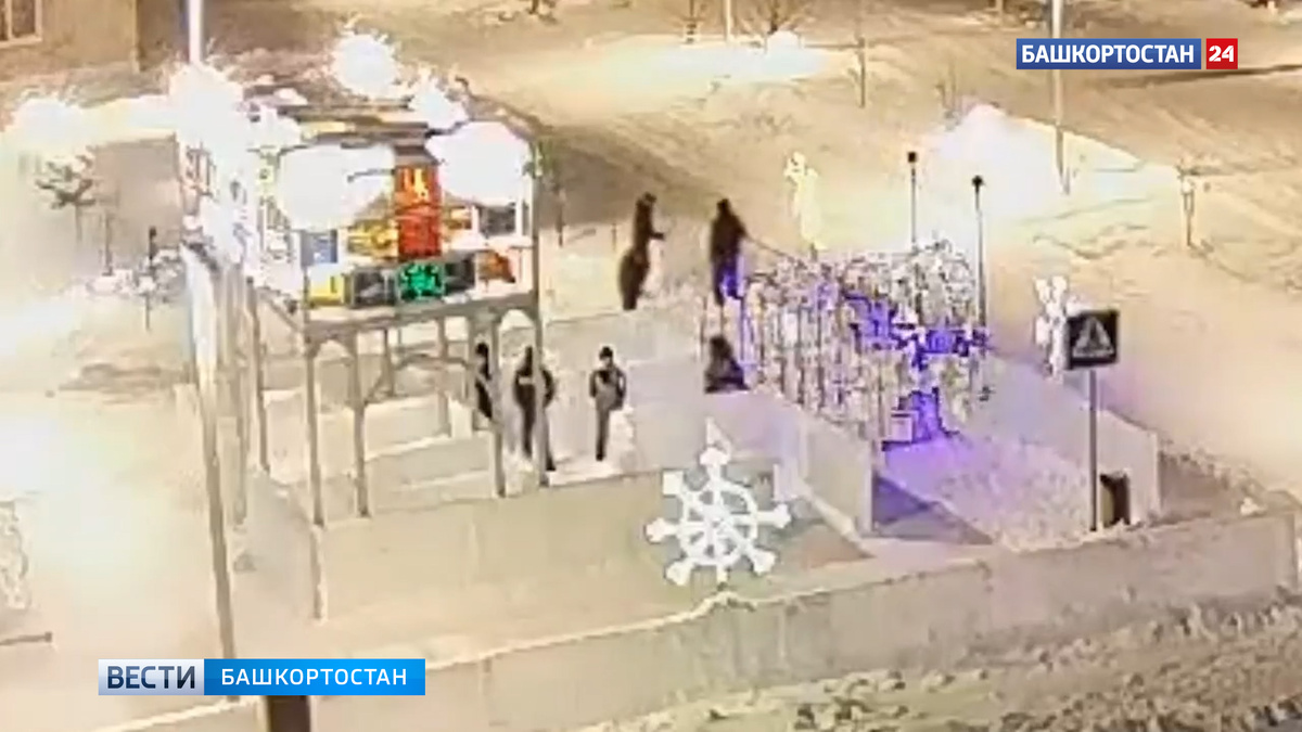    Вандалы сломали ледовые фигуры в башкирском Янауле