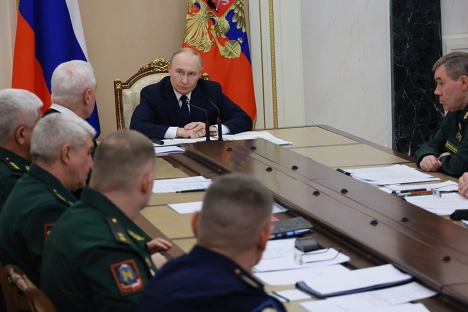    Владимиру Путину доложили о продвижении российских войск в ДНР. Фото: kremlin.ru