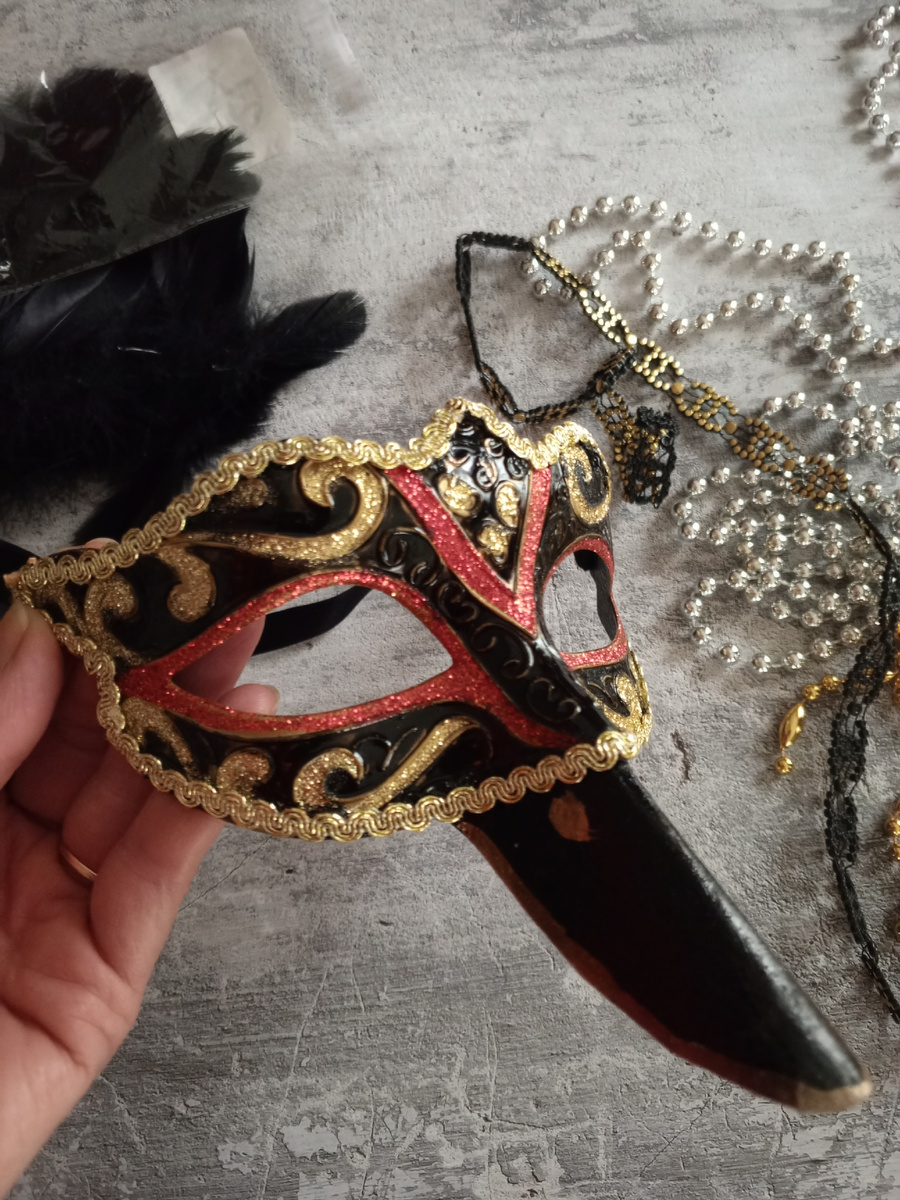 Маска для костюма Вороны