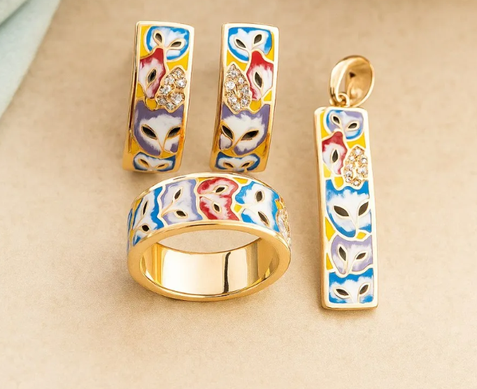 Набор позолоченной ювелирной бижутерии кошки с эмалью от ZLATTO 