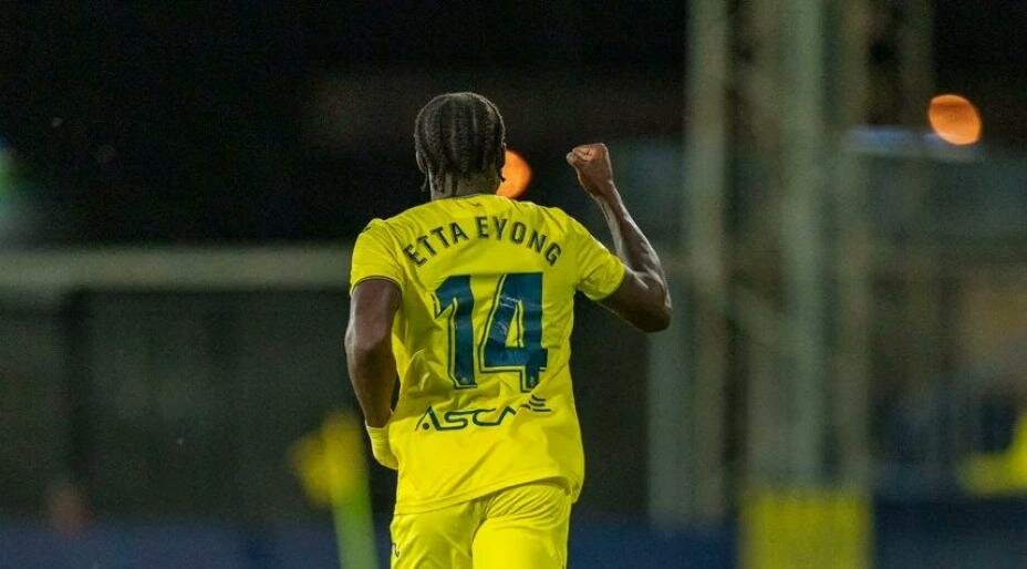    Нападающий "Леванте" Карл Этта Эйонг заинтересовал ЦСКА. Фото: Соцсети "Леванте"