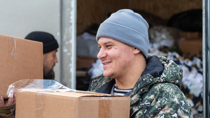    Добровольцы выполняют свою миссию с радостью Фото: Артём Хорошилов / / ИА «Победа26»