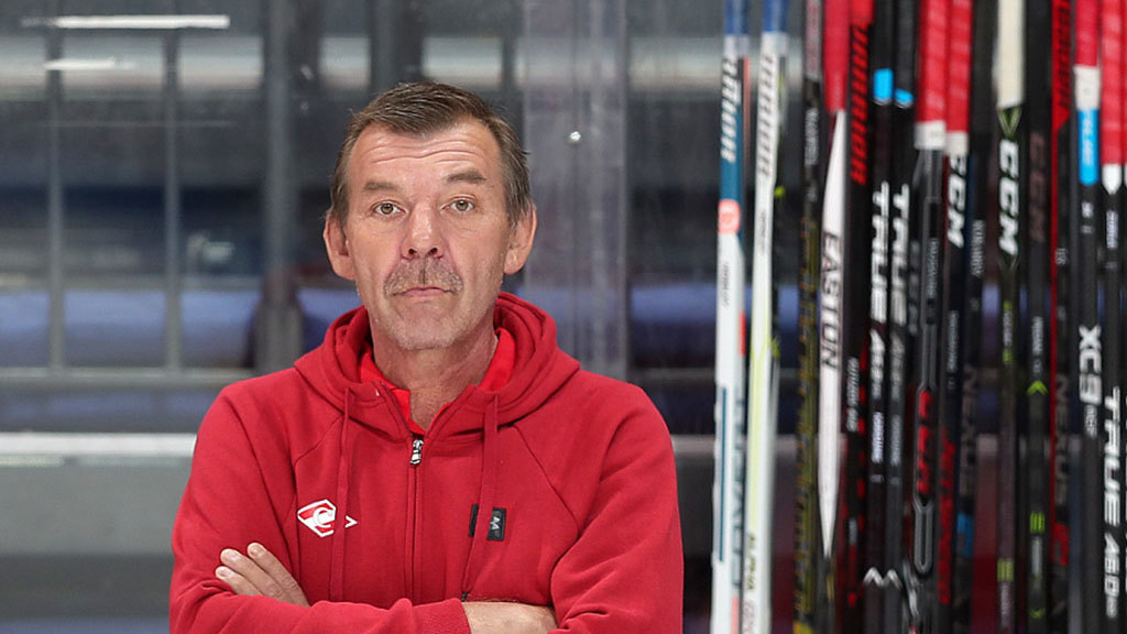 Олег Знарок