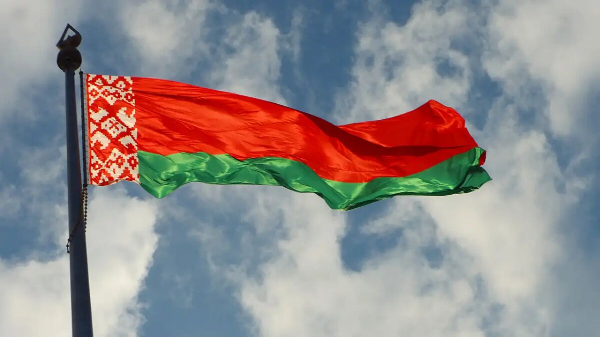    Государственный флаг Белоруссии. © wikipedia.org