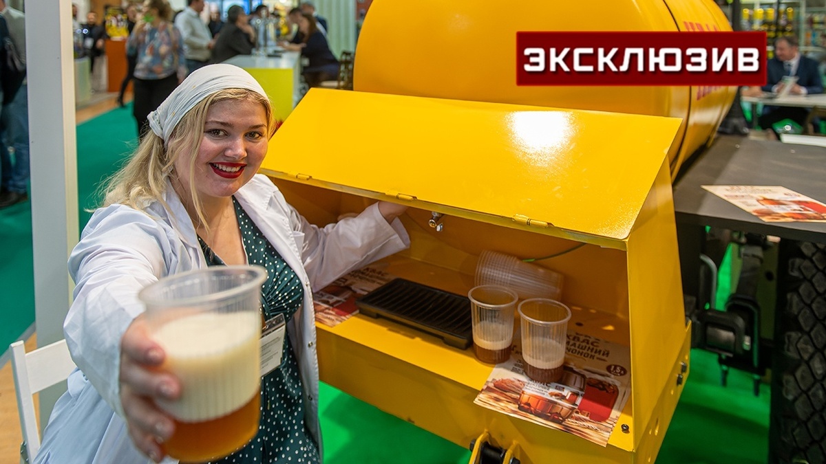 Фото из интернета. Она продавала квас на пляже.