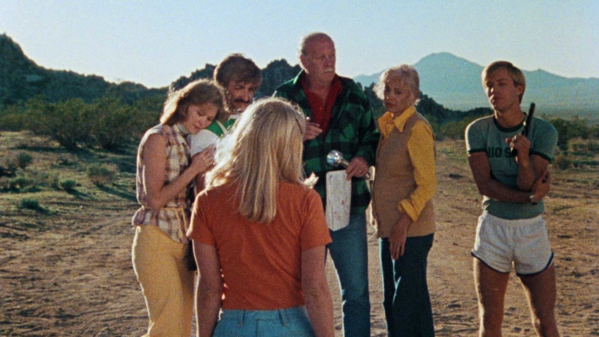 Семейство Картеров Крэйвен придумал скомбинировав воспоминания о своих родителях и своих соседях