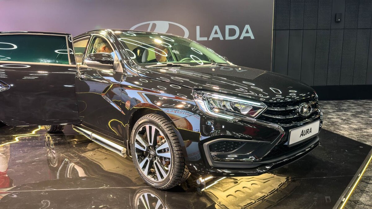    LADA Aura. Фото Автоновости дня