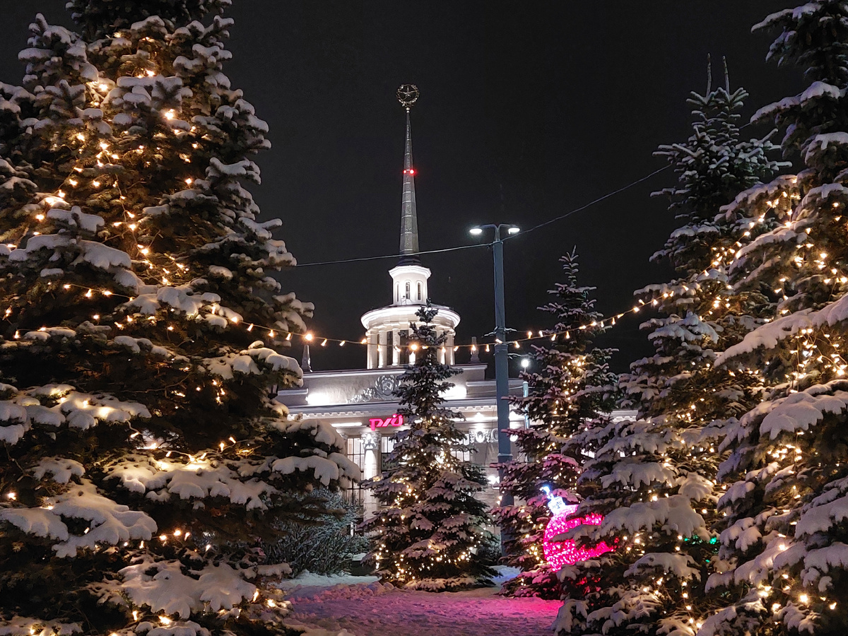 Наконец-то! И Новый год скоро и снегу насыпало