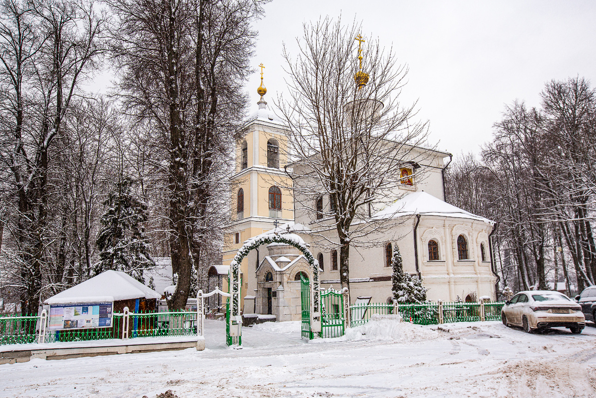 Церковь Владимирской иконы Божией Матери в Куркино. Район Куркино, Северо-Западный административный округ, Москва. Фото автора статьи 