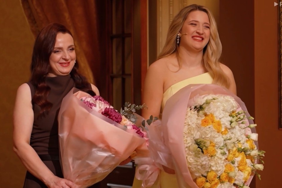    Мама и дочка из Самары поразили зрителей своим похудением фото: premier