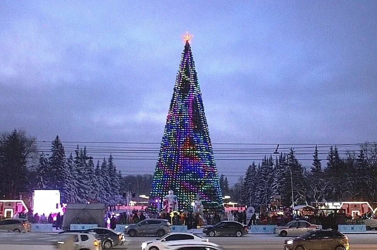    31 декабря в Уфе пройдёт новогодний концерт на площади Ленина