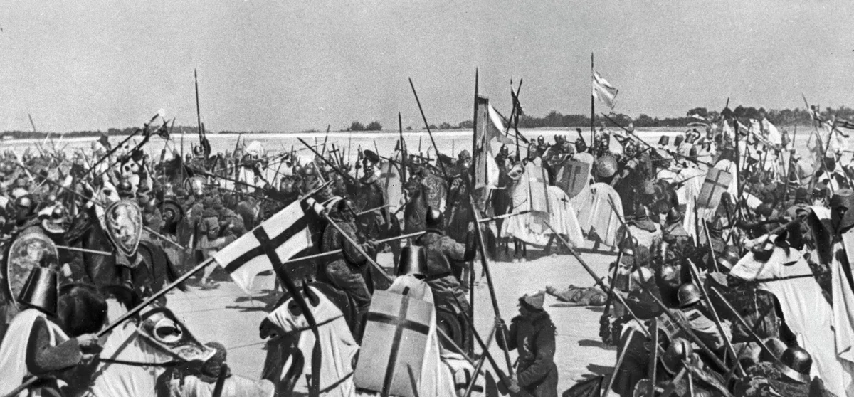 Сцена ледового побоища из фильма Сергея Эйзенштейна "Александр Невский"