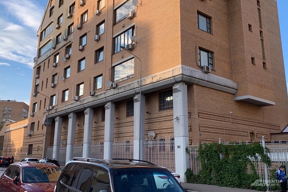 Дом, в котором находится квартира, за давностью лет потерял свой статус элитного и престижного/МК/Дмитрий Ильинский