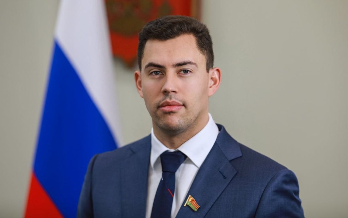 Владимир Сериков (Фото: пресс-служба Липецкого областного Совета депутатов)