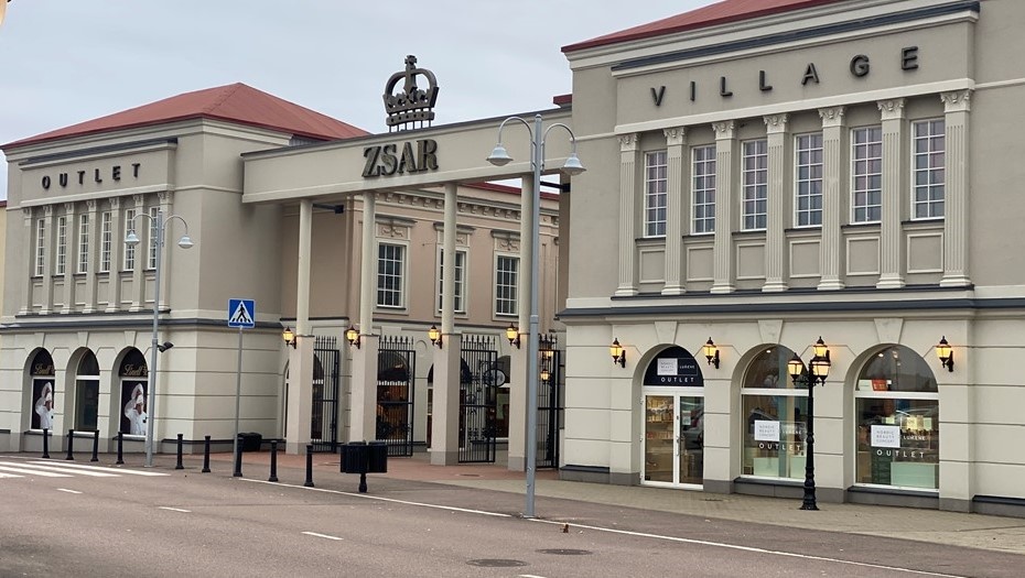    Аутлет-деревня "Царь" (Zsar Outlet Village). Виролахти, Финляндия. Автор фото: "Деловой Петербург"